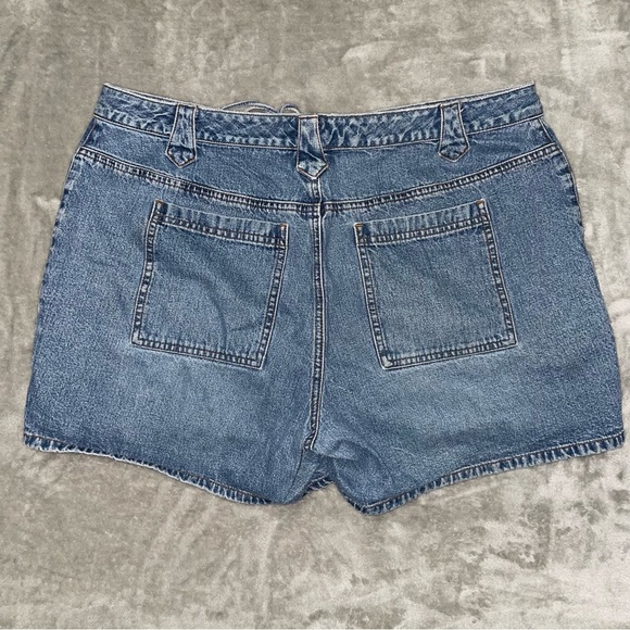 Vintage Venezia Lace-Up Denim Jean Shorts Y2K Style Size 18 - Picture 3 of 7
